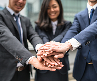 強(qiáng)大的團(tuán)隊幫扶